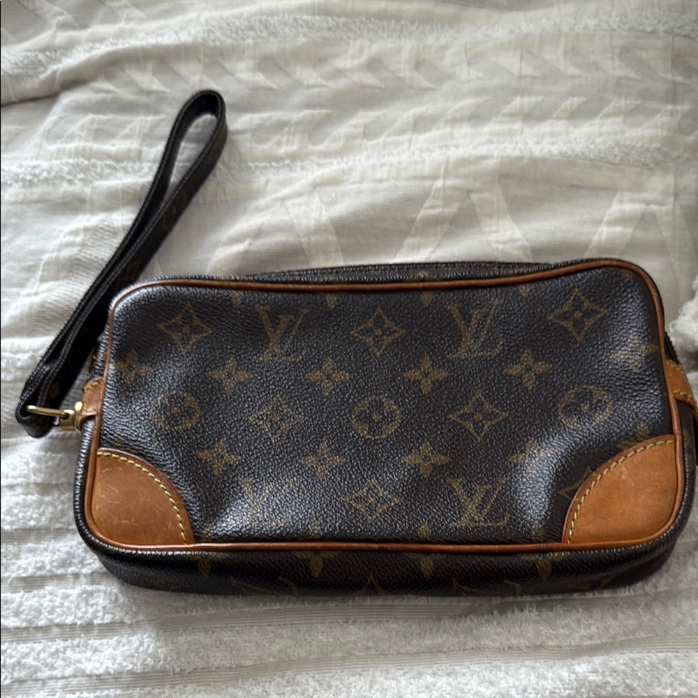 Louis Vuitton Monogram Wristlet